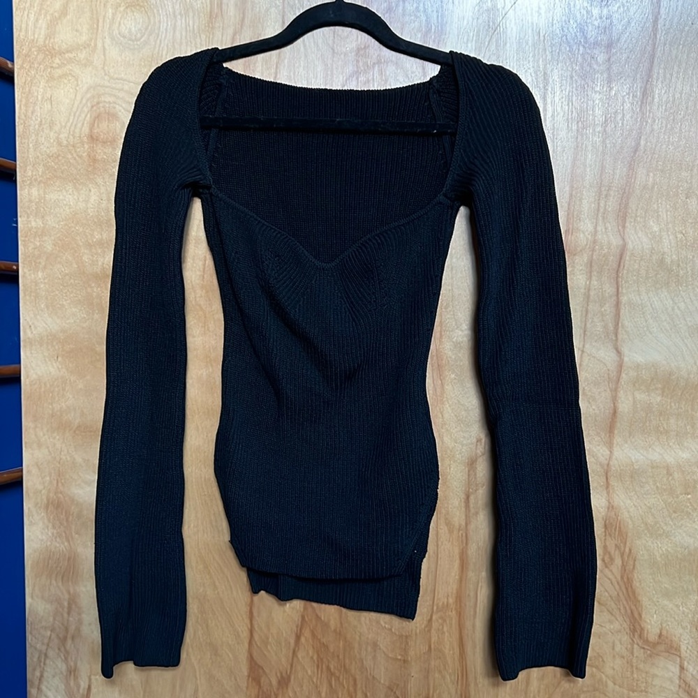 Knit Sweetheart Neckline Top